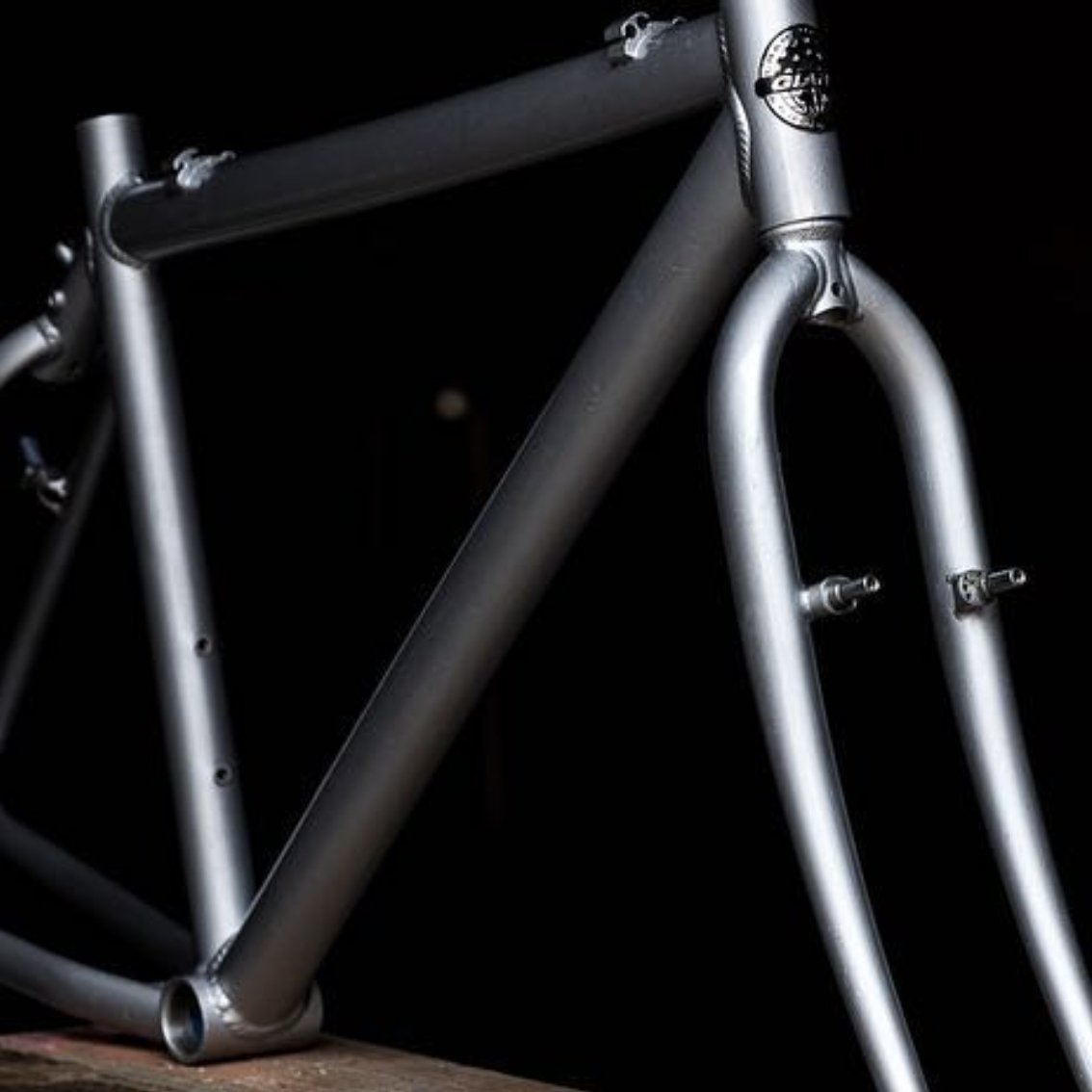 SPRAY.BIKE Aerosoolvärv, hõbedane FRAME & BUILDER'S METAL PLATING - PEWTER SILVER 400ml — изображение 2